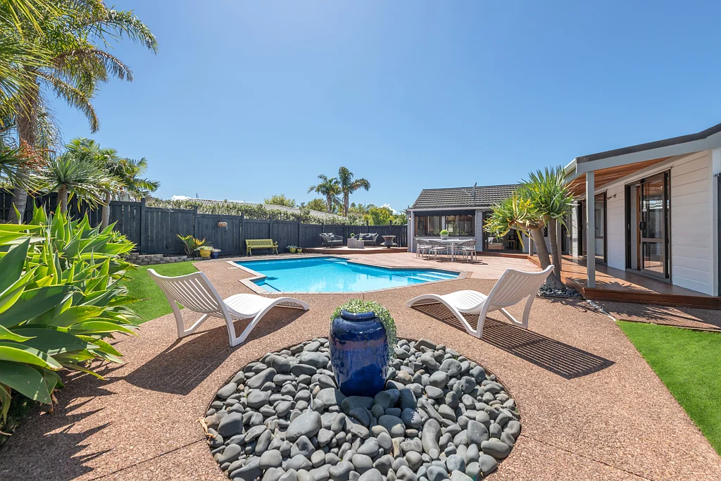 4 Antilla Place, Half Moon Bay, Manukau City, Auckland