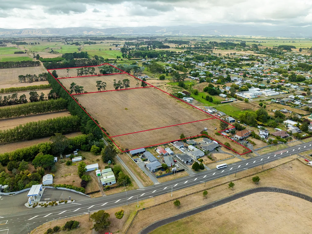 Foxton 1-2-3-4 Lifestyle potential galore!