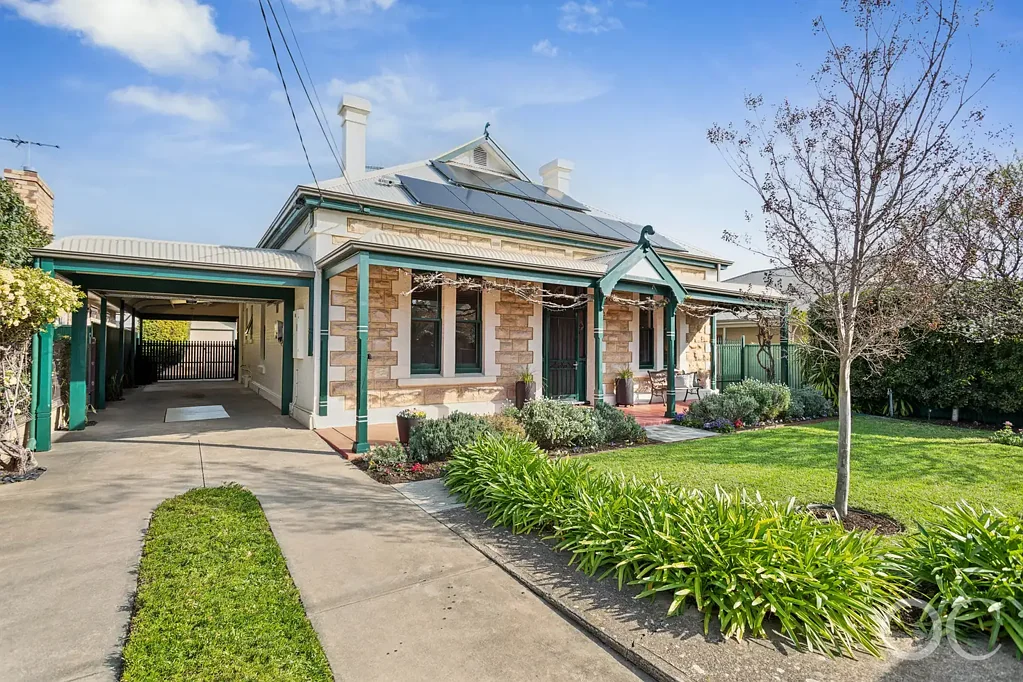Glandore 4房  Open the Door to Stunning Character on a Generous Allotment