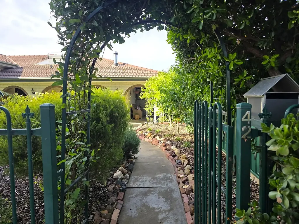 Elmore 3침실 Charming Country Home - Comfort, Quality & Garden Paradise