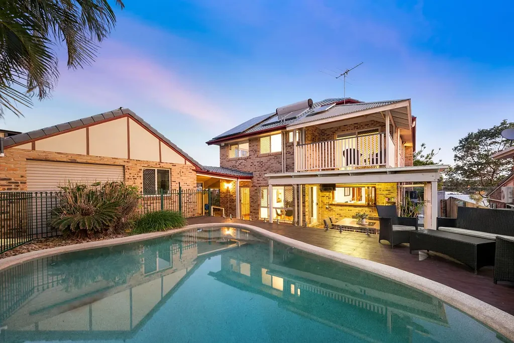 Wishart 4 Bedroom Stunning Family Home In An Unbeatable Location