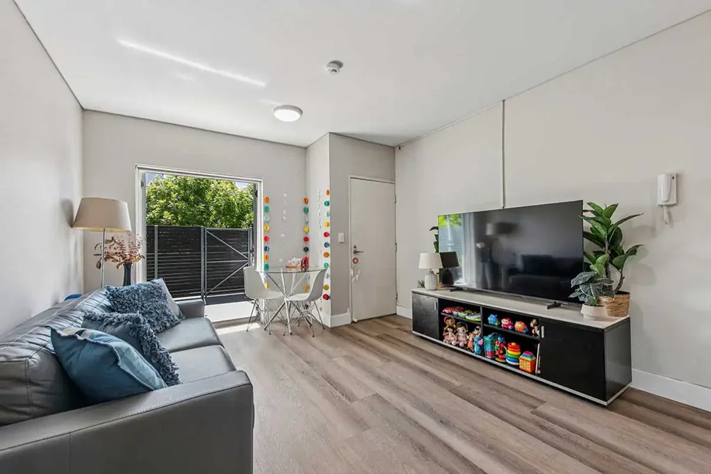 Glebe 1ห้องนอน Inner-City Hideaway with Private Courtyard (Entry via Cowper St)