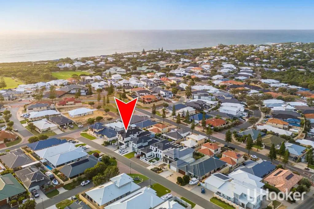 12 Beachport Way, Wannanup, WA 6210