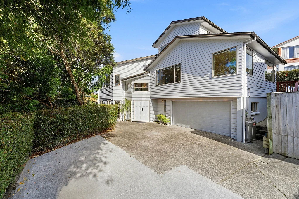 Forrest Hill 5침실 Exceptional Supersized Home – Westlake Zone
