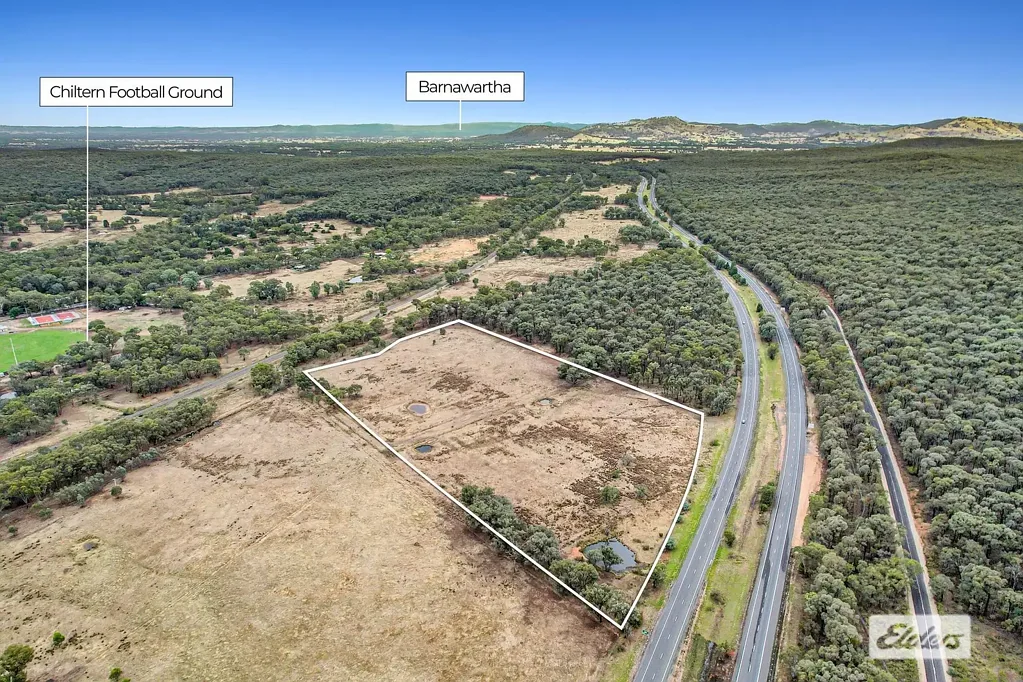 Chiltern  Space, Lifestyle and Opportunity on 17.89 Acres!