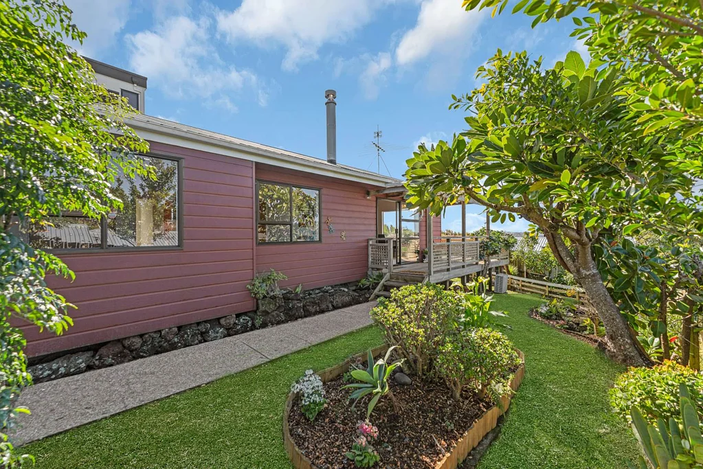 2/14 Pleasant Road, Glen Eden, Waitakere City, Auckland