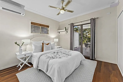 Kwarto - 49 Baringa Street, Morningside, QLD 4170
