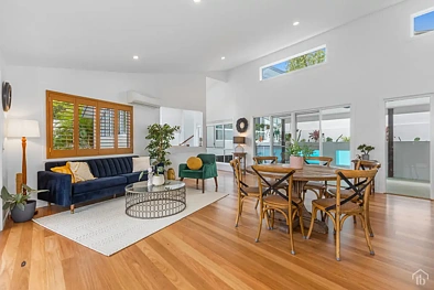 74 Botanical Circuit, Banora Point, NSW 2486, 4房, 2浴, House