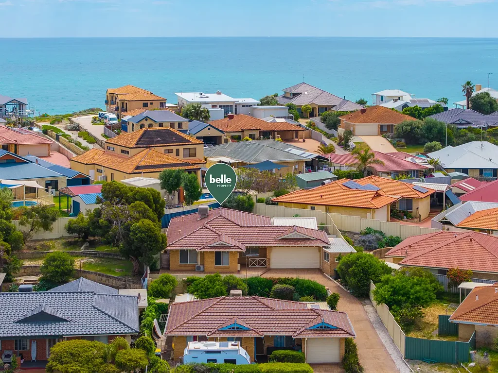 1/32 Caravel Way, Halls Head, WA 6210