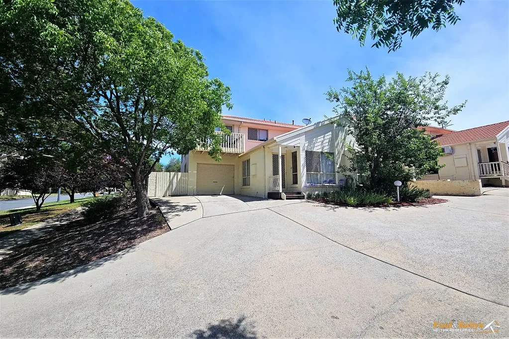 Spacious 3 Bedroom Townhouse - Available for Immediate Occupancy