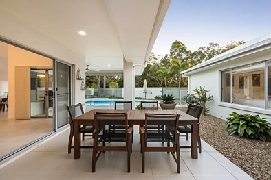 Pelican Waters 3房  Quality Residence On An Opulent Corner Position