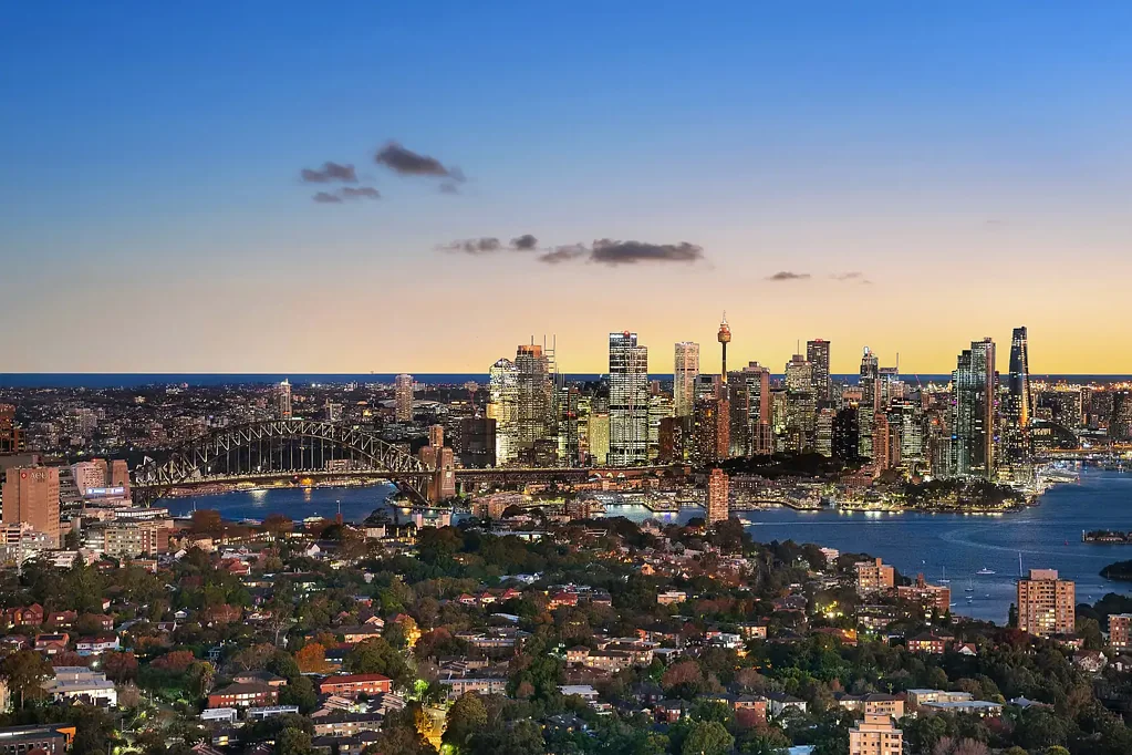 St Leonards 3 Bedroom Soaring Sky-High Luxury with Panoramic Harbour to Mountain Views