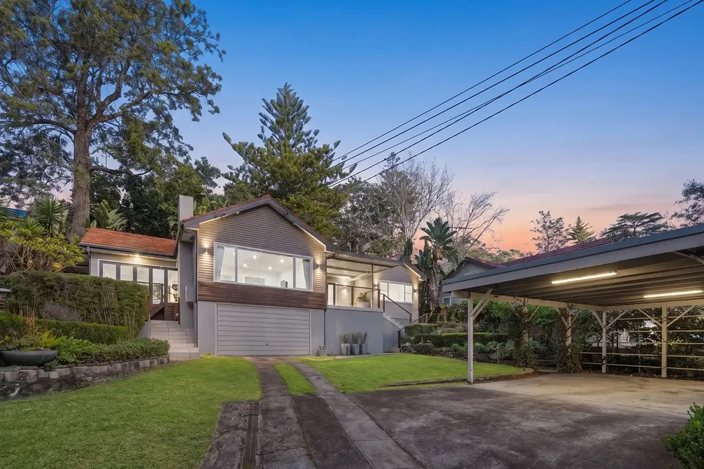 Epping 4房 占地885平方米的家庭港湾，拥有无限未来潜力 A Family Haven on 885sqm with Unlimited Future Potentials