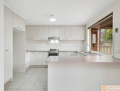 7/31 Walker Crescent, Jerrabomberra, NSW 2619, 3房, 1浴, House