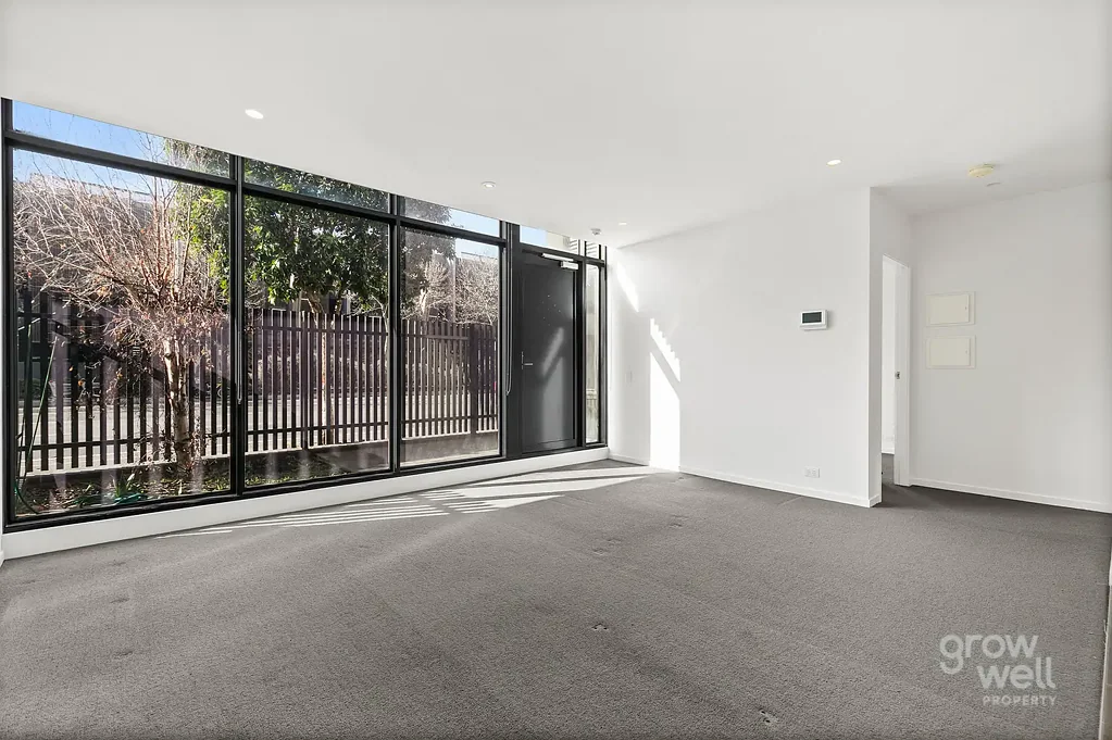 Stylish & Light-Filled Apartment in Prime Richmond Location