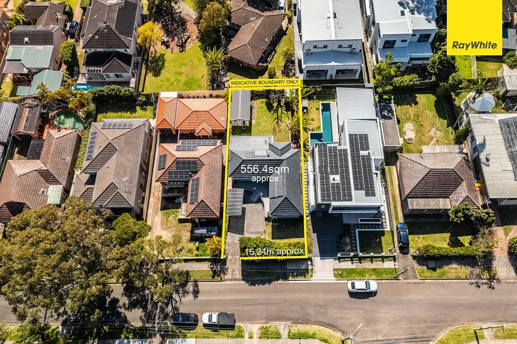 North Ryde 3ਬੈੱਡਰੂਮ Northerly aspect single level brick home + studio at prized locale