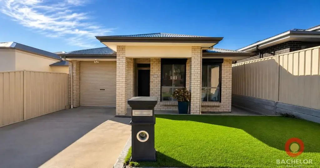 🎉Gorgeous 4 Bedrooms Family Home! for Rent!🏢