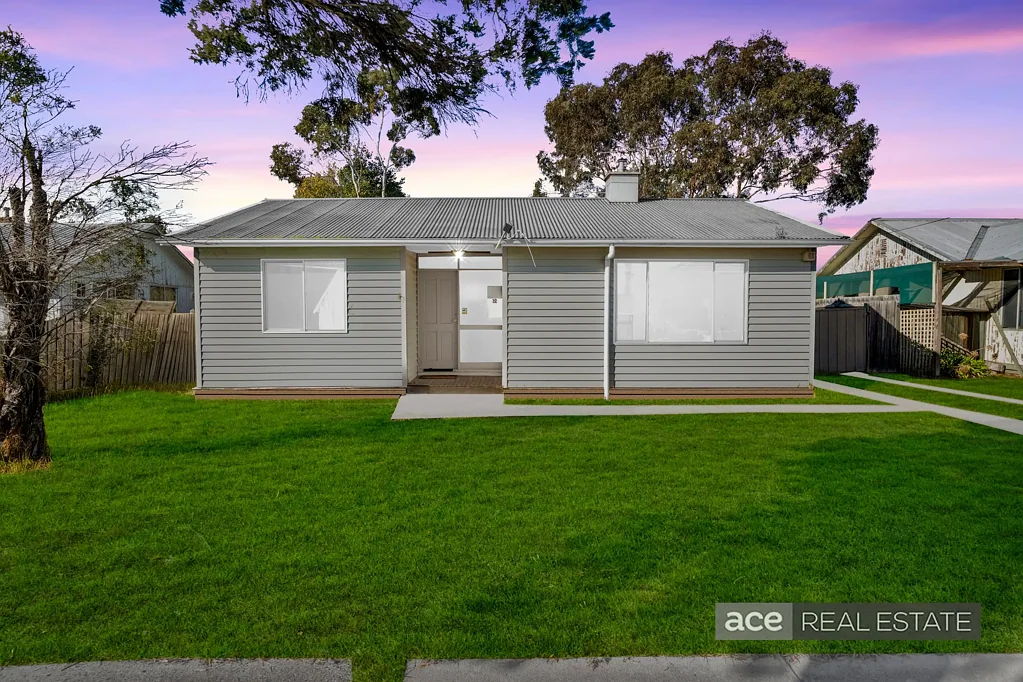 Laverton 2房  Developers, Builders, Renovators & Investors Delight!