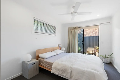38 Beaconsfield Drive, Burleigh Waters, QLD 4220, 6 slaapkamers, 4 badkamers, House
