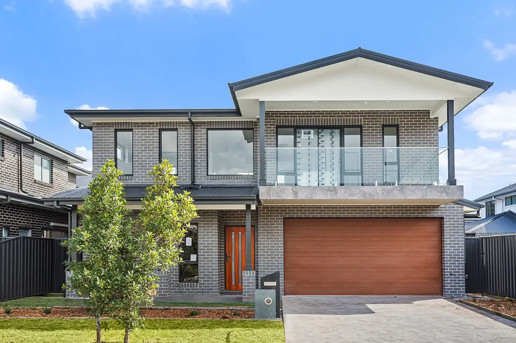 Tullimbar 3房  Brand New Double Storey Home