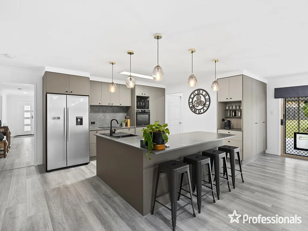 16-18 Red Ash  Court, Flagstone, QLD 4280