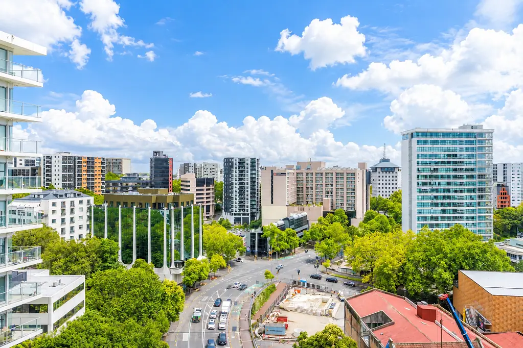 Bright, Elevated & Right in the Heart of the City
