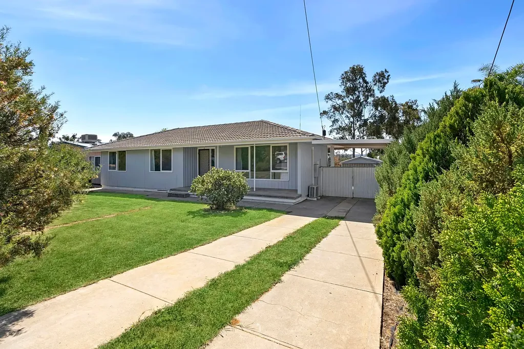 Loxton 3ਬੈੱਡਰੂਮ Affordable Living in the Heart of Loxton!