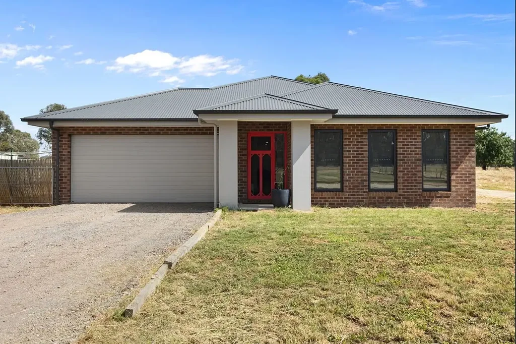 Winton 4房  Modern Family Living on 2 Acres, Winton VIC