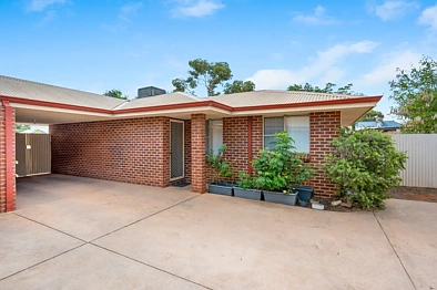 Boulder 3chambre Brick 3-Bedroom, Well-Maintained Home... That Has An Existing Lease at $550pw!