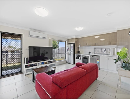 1&2/2 Boyne Street, Brassall, Ipswich - Greater Region, 5房, 3浴, Apartment