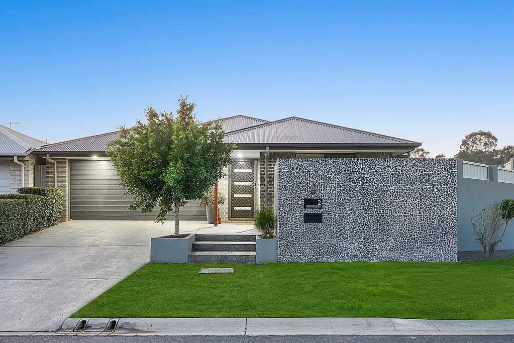 2 Alexandrina Street, Morayfield, QLD 4506