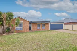 79 Summer Drive, Buronga