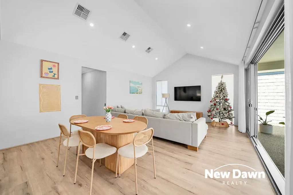 10 Ranworth Street, Aveley, WA 6069