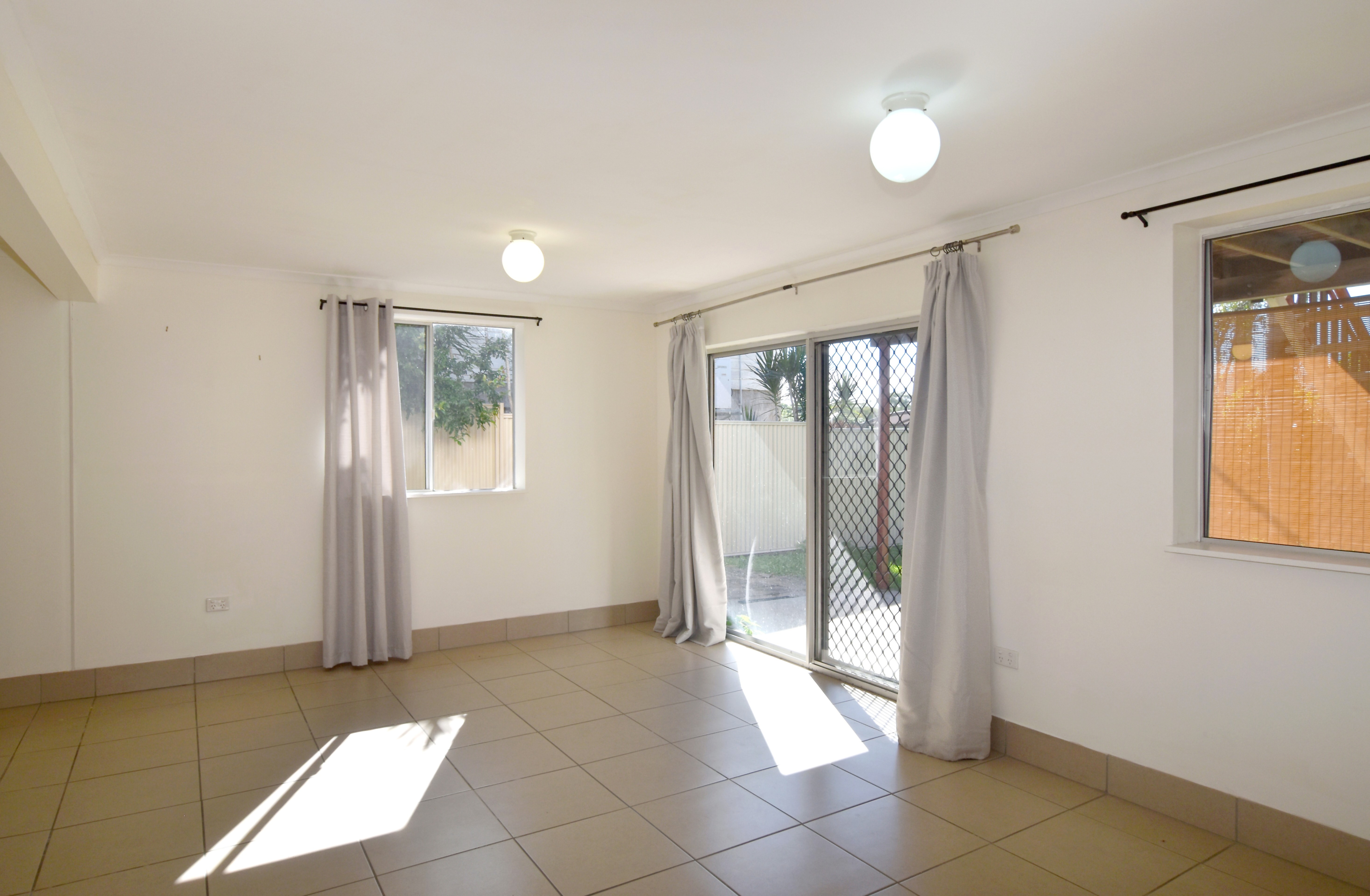 33 KATANDRA ST, BOYNE ISLAND QLD 4680, 0 غرف, 0 حمامات, House