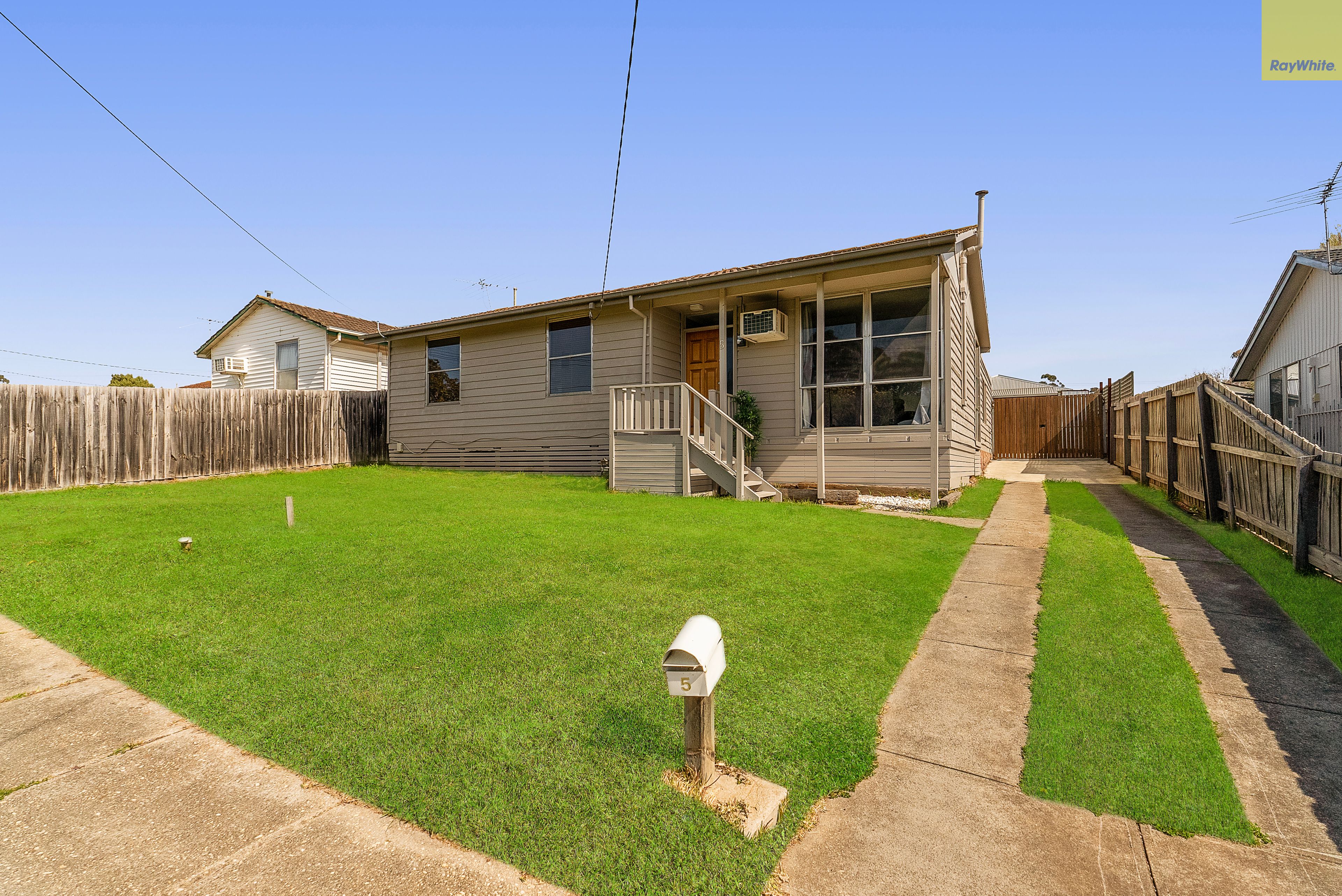 5 LYLE ST, BACCHUS MARSH VIC 3340, 0房, 0浴, House