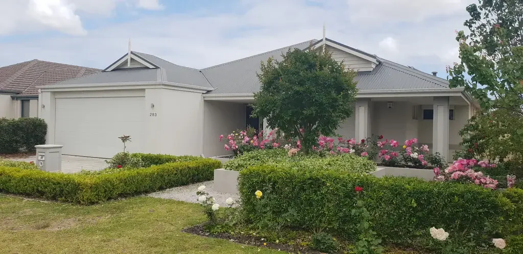 Beautiful Family Home Located In Canning Vale.