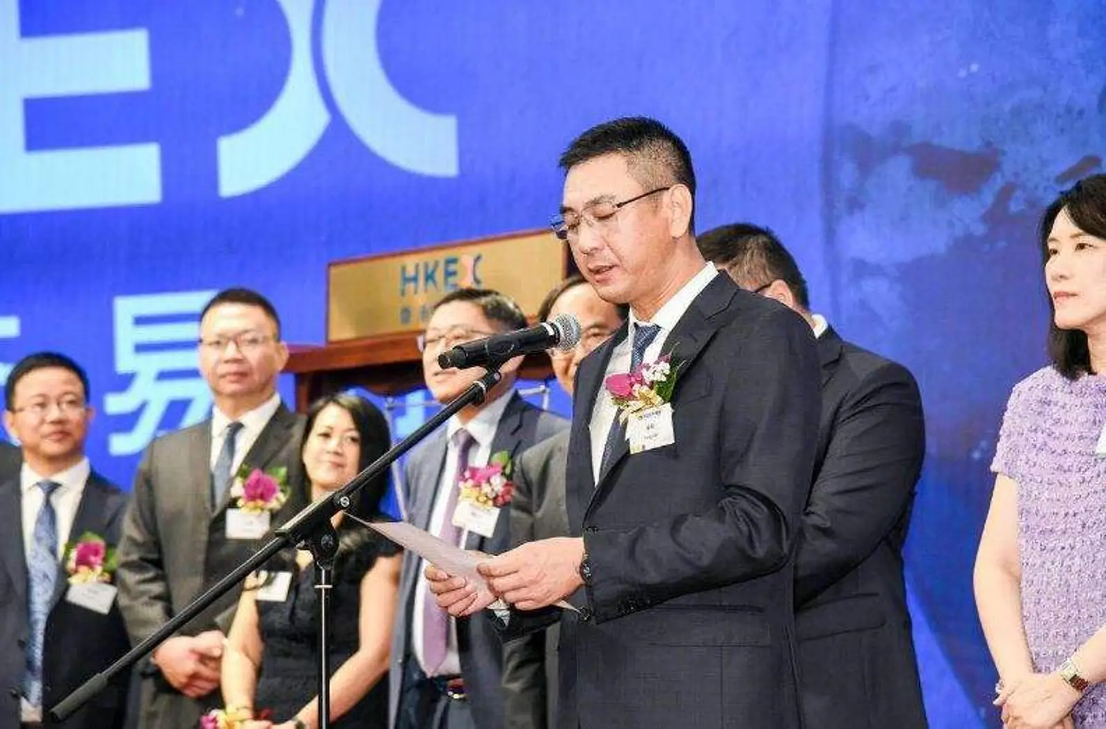 三年破千亿，净负债率仅43.5%，中梁逆周期的术与道是什么？