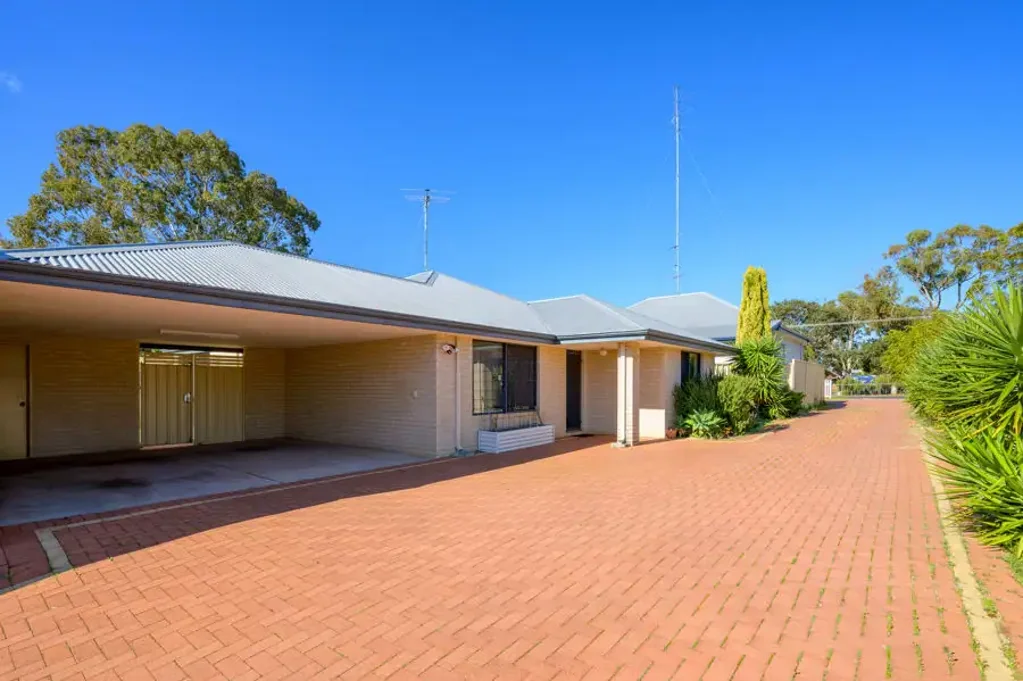 Carey Park 3房  Modern 3x2 Unit in Convenient Carey Park Location