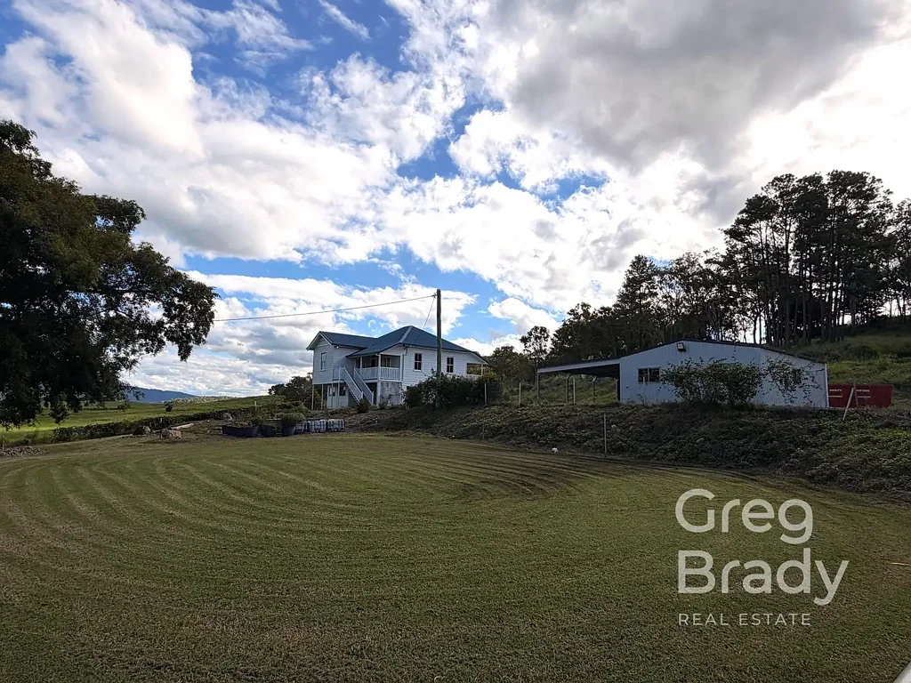 633 West Plane Creek Road, Sarina, QLD 4737