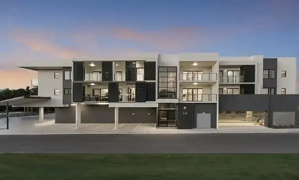 Idalia 2Kwarto MODERN APARTMENT LIVING IN AN UNBEATABLE LIFESTYLE LOCATION