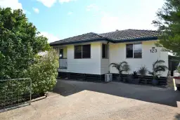 123 Prospect Street, Lowood