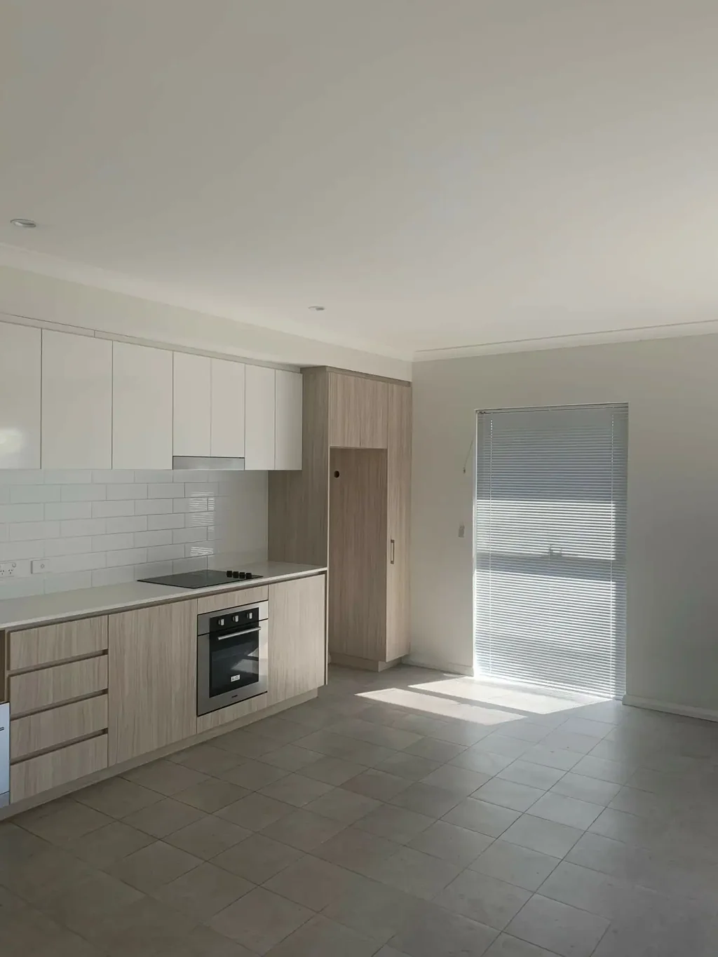 Neat and Cosy Modern Style Apartment