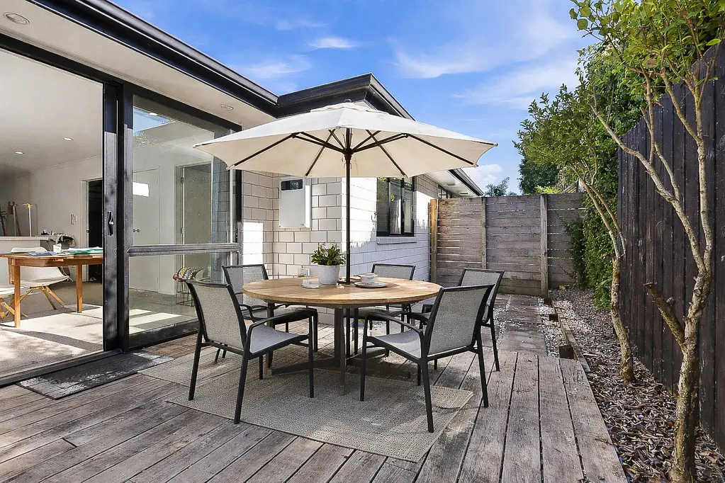 Claudelands 2房  2 Beds, 2 Baths HBHS Zone!