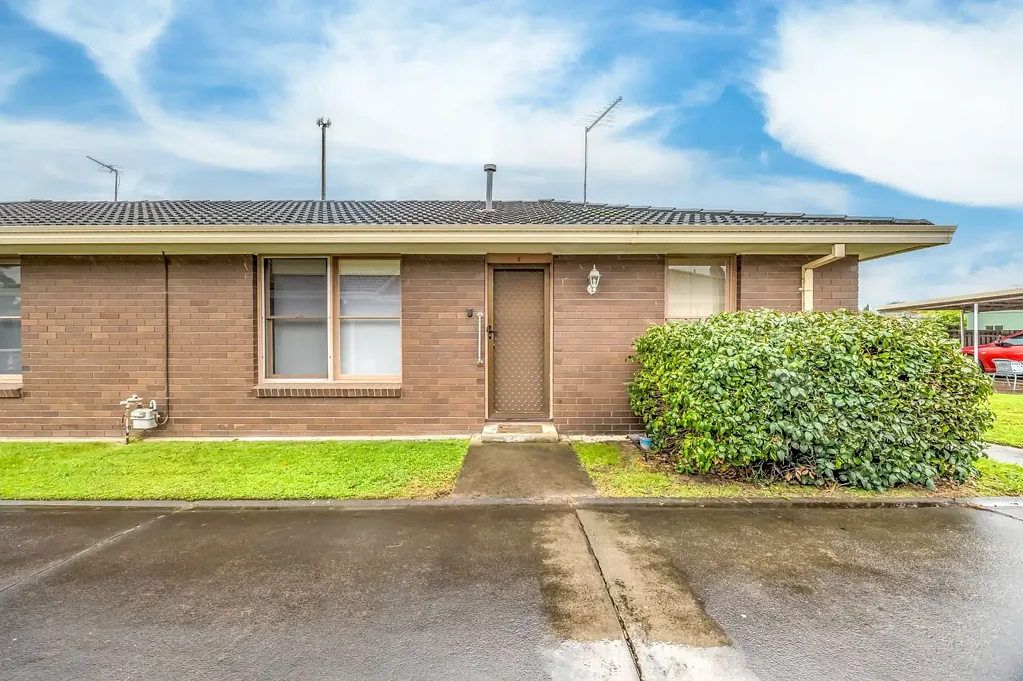 Traralgon 2ਬੈੱਡਰੂਮ Solid, Central & Low Maintenance