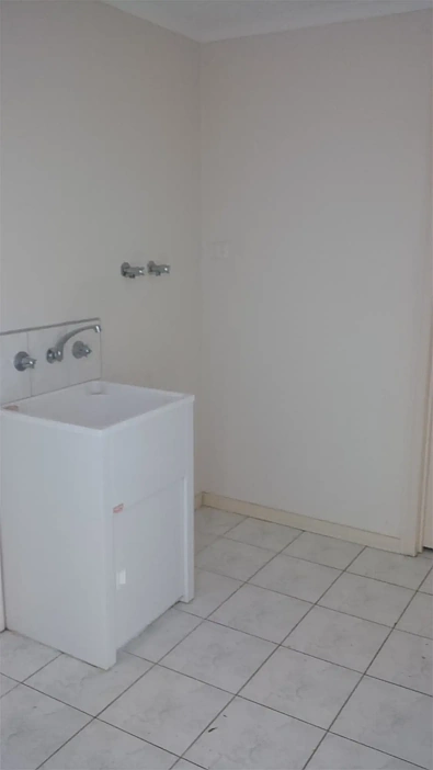 Address Withheld, Deer Park, VIC 3023, 3 Bedrooms, 1 Bathrooms, Townhouse