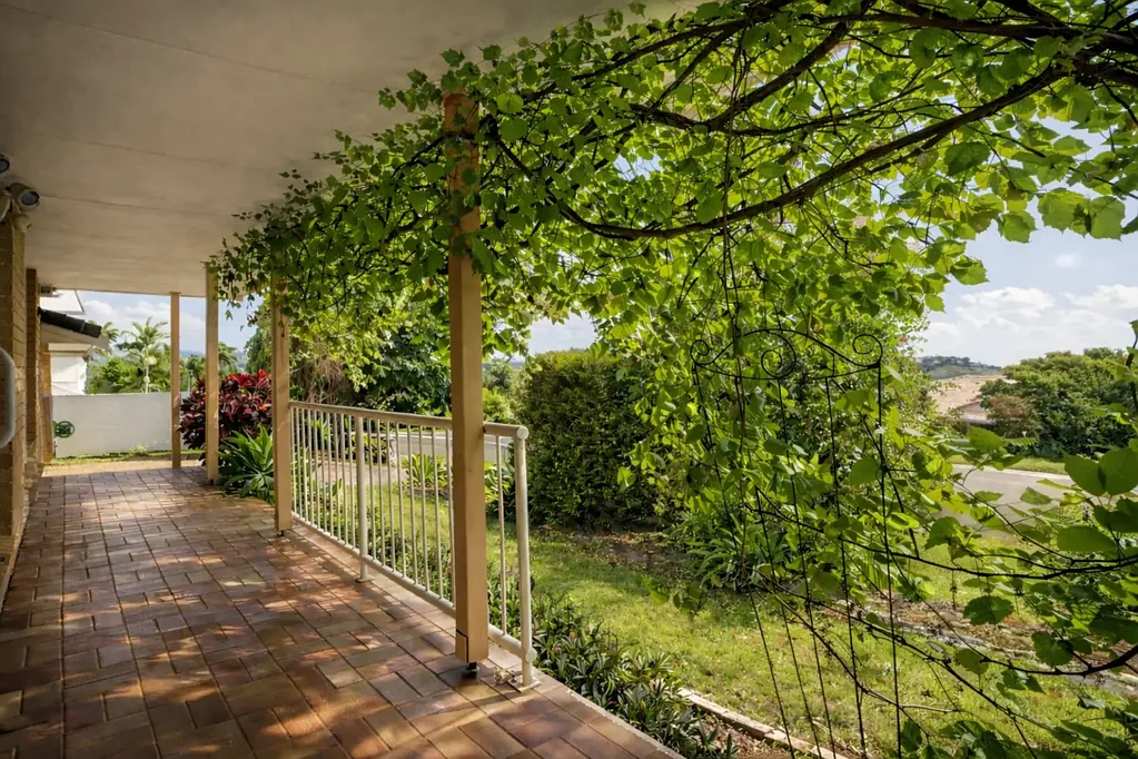 9 Oakland Parade, Banora Point, NSW 2486