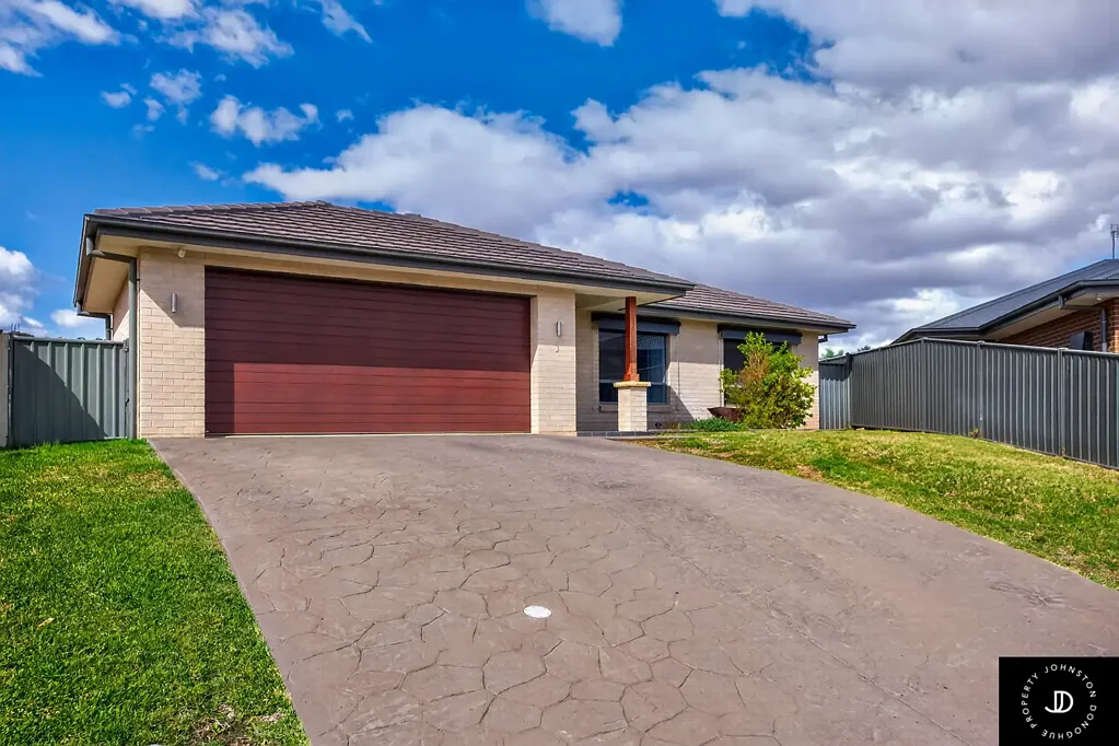 Gunnedah 4غرفة نوم MODERN INVESTMENT OPPORTUNITY IN QUALITY CUL-DE-SAC LOCATION