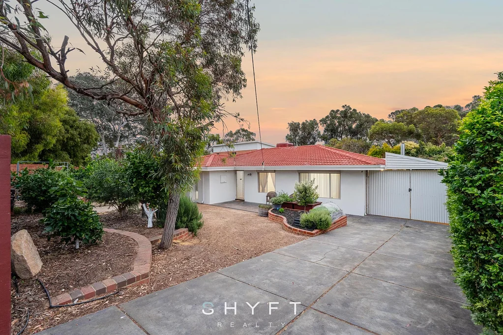 69 Camberwarra Drive, Craigie, WA 6025