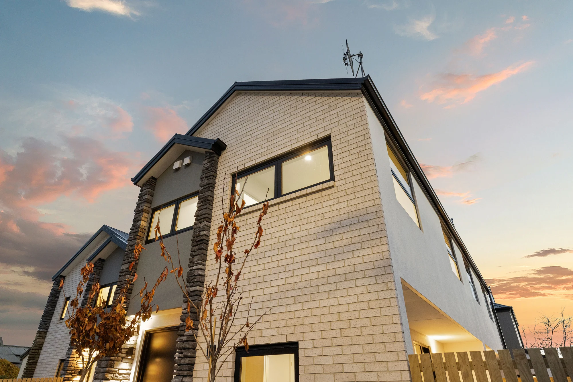Addington 2房 Freehold Townhouses With Architectural Edge