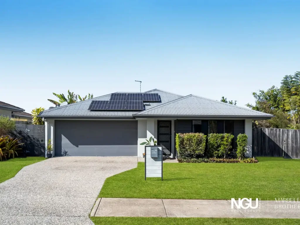 1 Arburry Crescent, Brassall, QLD 4305